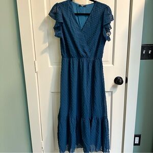 NWT BTFBM Blue Ruffle Sleeve Dress